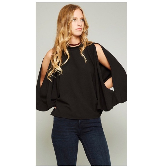 Kimono Top with Open Shoulder Sleeves - Picture 6 of 8